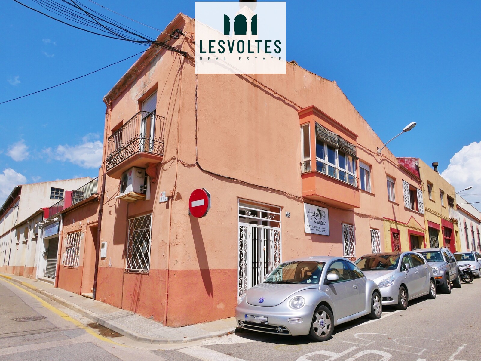 LARGE CORNER PLOT 435 M2 WITH HIGH BUILDING FOR SALE IN THE CENTER OF PALAFRUGELL.