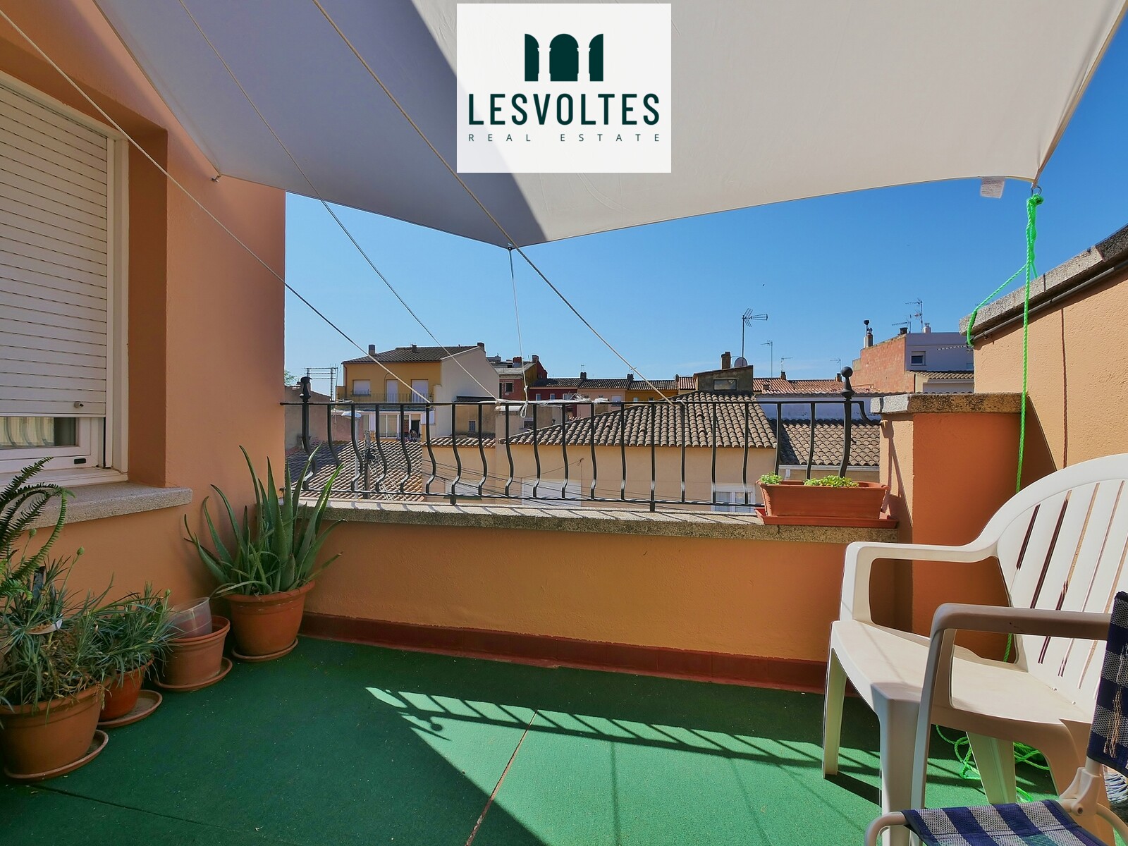 PENTHOUSE WITH 3 BEDROOMS AND VERY SUNNY TERRACE IN PALAFRUGELL
