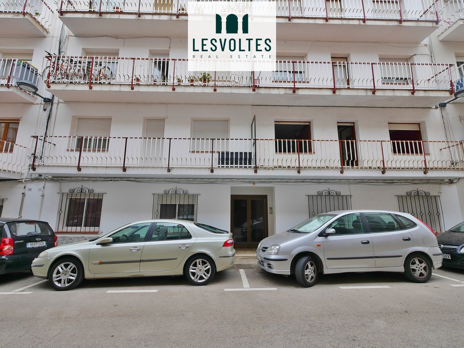 95 M² APARTMENT JUST 10 MINUTES FROM THE MARINA PORT OF PALAMÓS